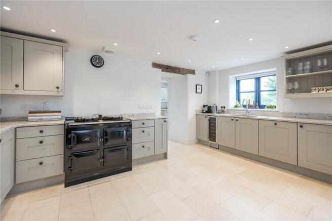 Kitchen/Dining