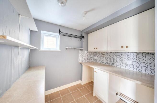 Waterloo Road, Llandrindod Wells, Powys photo 4