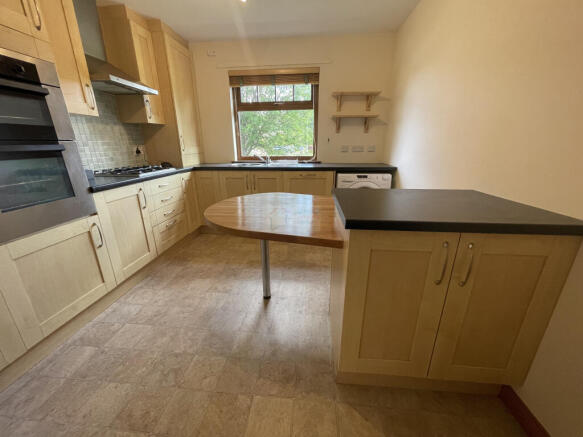 Kitchen b.JPG