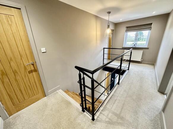 3 bed Detached for sale Image 9