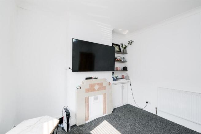 36 Adine Road-7_web.jpg