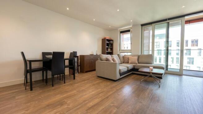 Lariat Apartments, Cable Walk, London photo 4