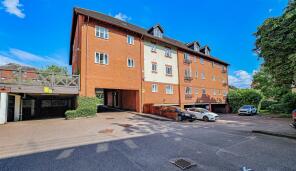 24, Regency Court, Alexandra Road, Hemel Hempstead HP2 4AX