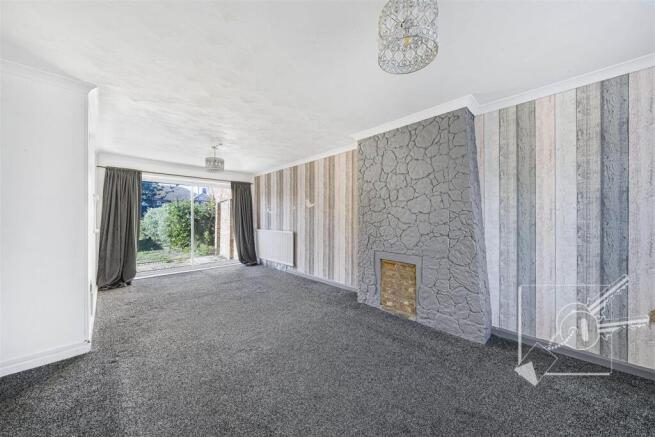 Britannia Drive photo 3
