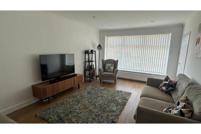 2 bed Semi-Detached Bungalow for sale Image 4