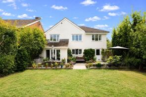 9, Glenville Gardens, Hindhead GU26 6SX