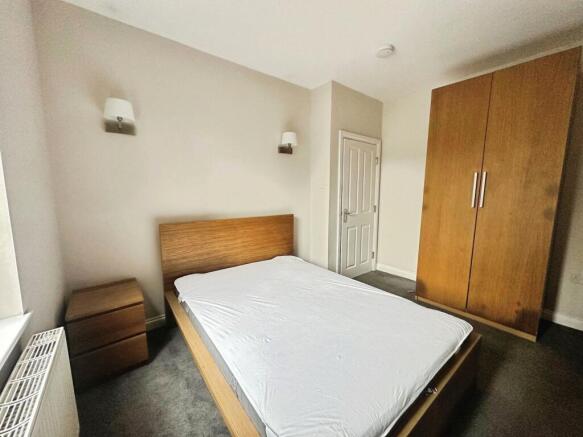 1 bed Apartment to rent Image 6