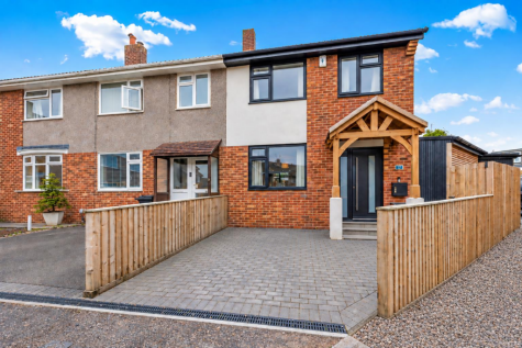 Corfe Crescent, Keynsham