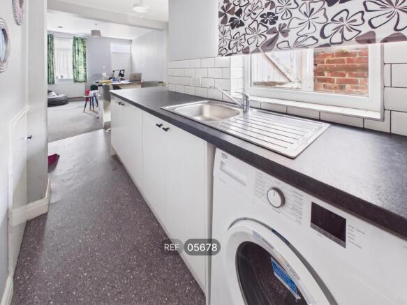 Kitchen/Living area