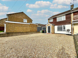 12, Brampton Rise, Dunstable LU6 3BY