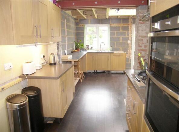 KITCHEN/DINER