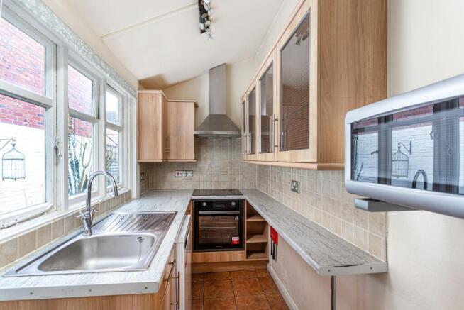 3 bed Town House for sale Image 7