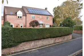 1, Highfields, Fleet Road, Twyning, Tewkesbury GL20 6DG