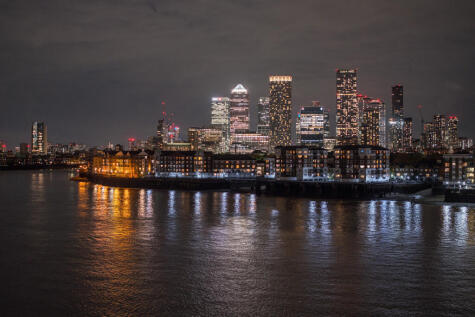 Wapping Wall, London, E1W