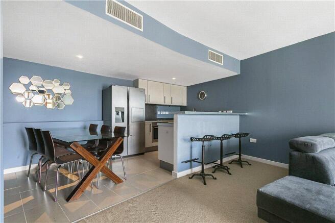 Kitchen/Reception