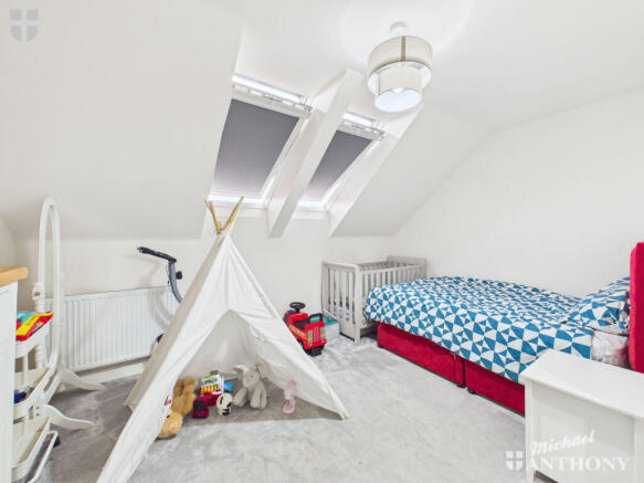 77997b2c7602480e829cf0ba042c53f0_80_CAM03852G0-PR0