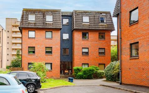 Laurel Place, Flat 1/2, Thornwood, Glasgow, G11