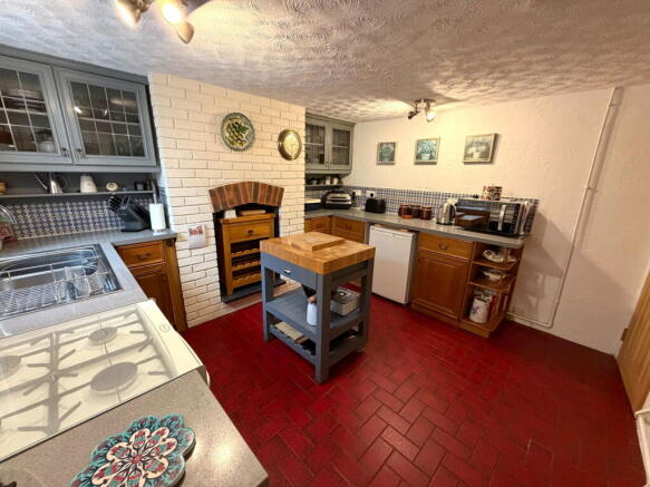 A Beautiful Character Property With Charm, Space & Convenience To Offer A New Owner photo 4
