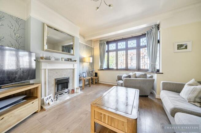 Stanley Avenue, Gidea Park photo 4