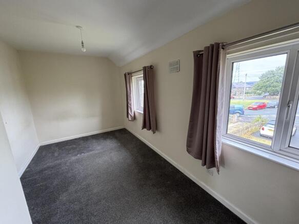 2 bed Terraced for sale Image 7