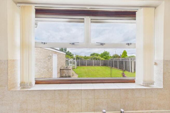 EweMove Spalding - Surfleet - View from the Kitche