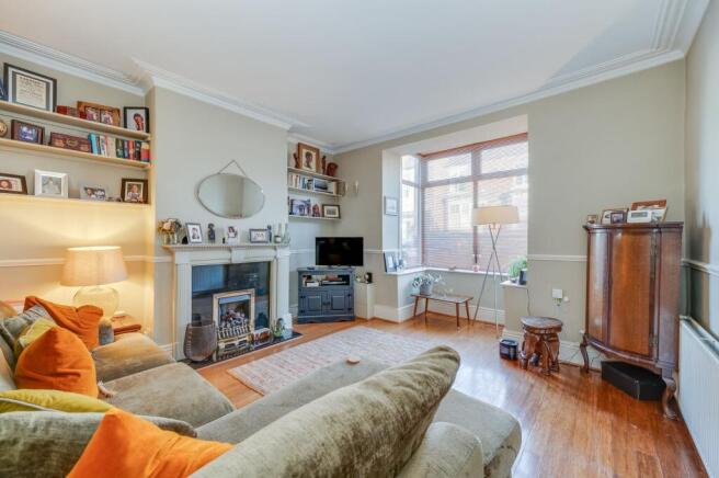 KITCHEN/DINER AND LOUNGE