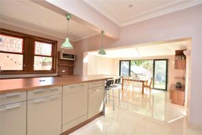 33, Shaftesbury Avenue, Lidgett Park, Leeds LS8 1DR