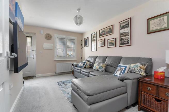 SITTING ROOM