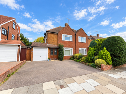 Blandford Avenue, Luton, Bedfordshire, LU2 7AY