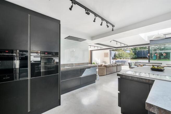 CHAPEL WAY, 102 (9).jpg