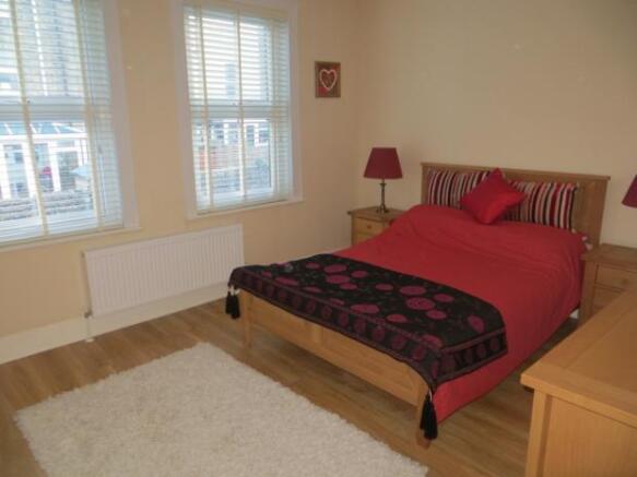 bedroom2
