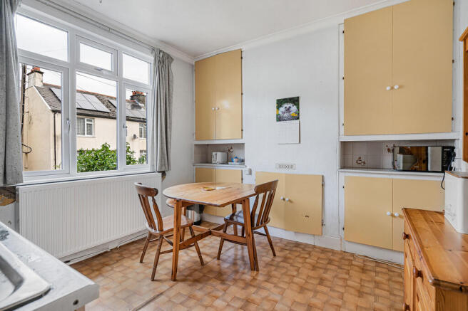 Kitchen (2)