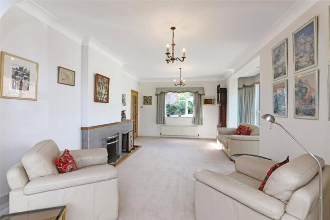 4 bed Detached for sale Image 12
