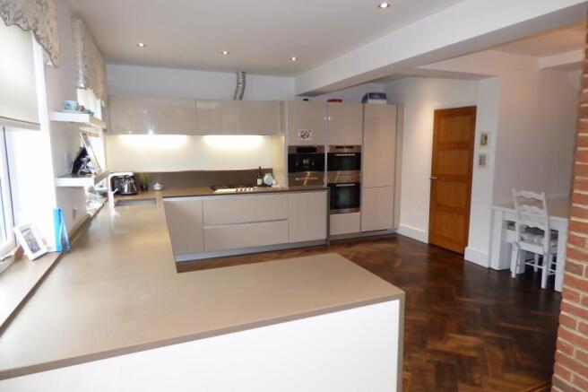 Kitchen 3