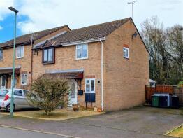 26, Meadowbank, Lydney GL15 5DF