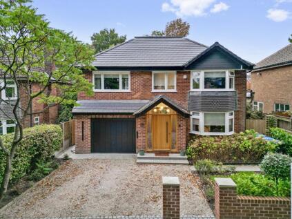 All Saints Drive, Thelwall, WA4
