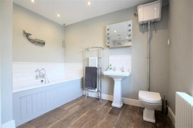 Luxury Four Piece Bathroom