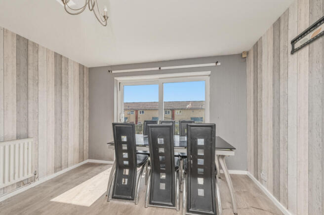 3 bed Terraced for sale Image 7