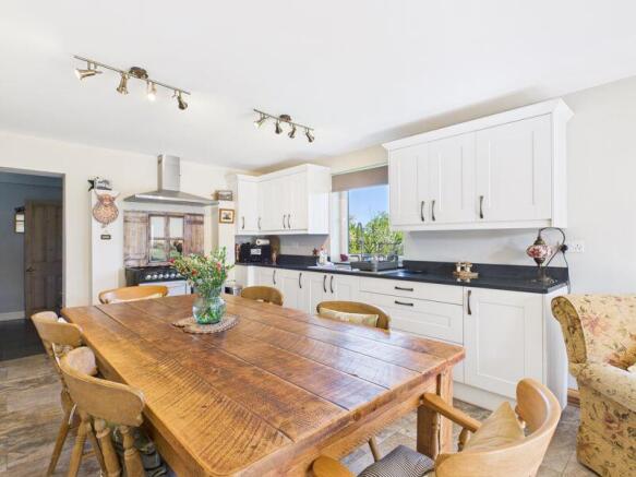 Living / Dining / Kitchen