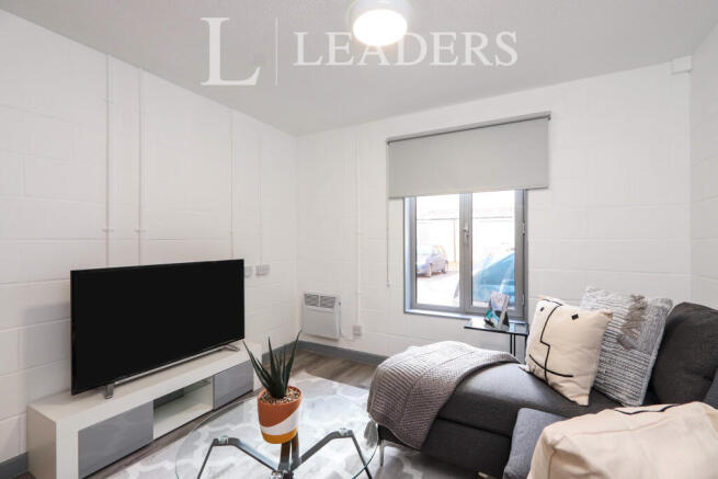 1 bed Flat to rent Image 4