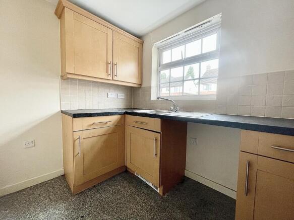 2 bed Flat to rent Image 4