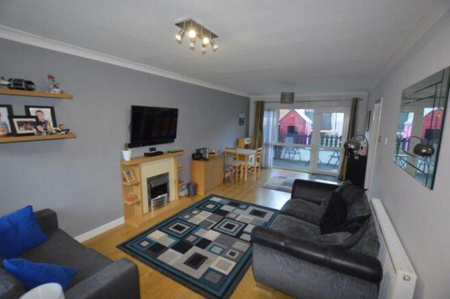 Large Sitting/Dining