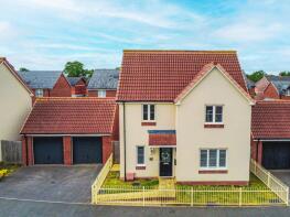 24, Luscombe Road, Cotford St Luke, Taunton TA4 1EB