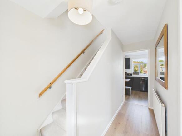 CAM02023G0-PR0212-STILL009