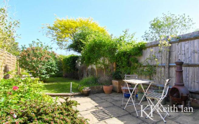 garden 1- cropped.jpg