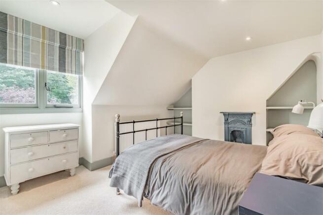 8571782-interior19.jpg