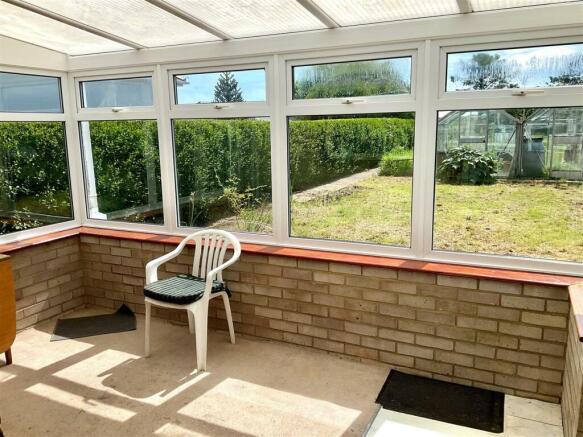Conservatory pic1.jpg