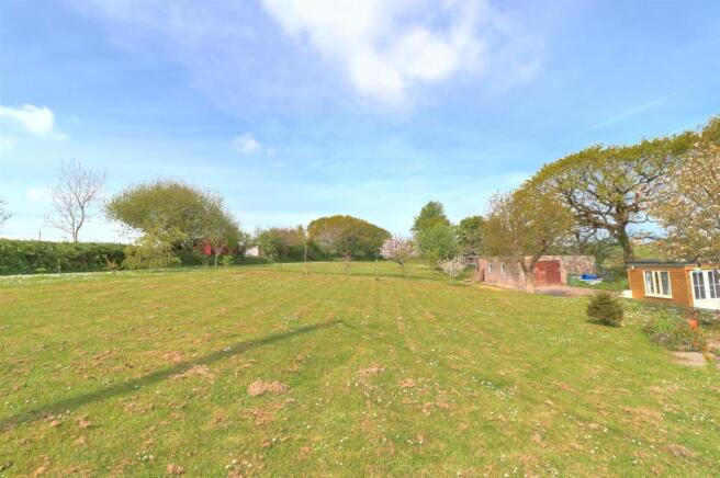 new ext 5 front garden.jpg