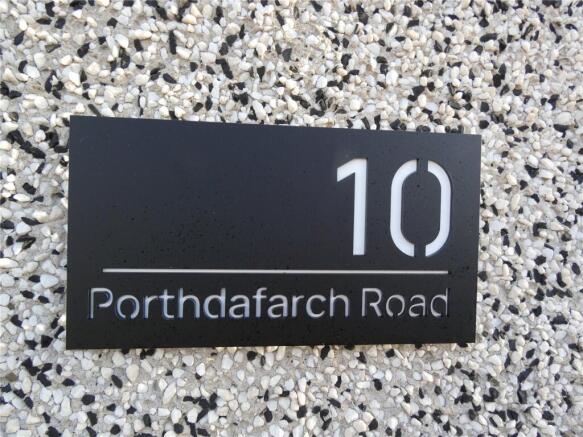 10 Porthdafarch Rd