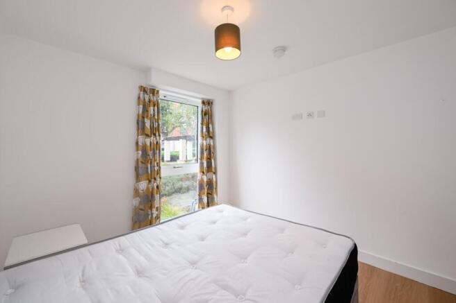 2 bed Flat to rent Image 7